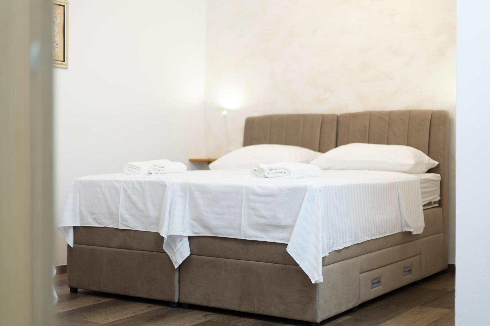 Split Varos Inn Extérieur photo